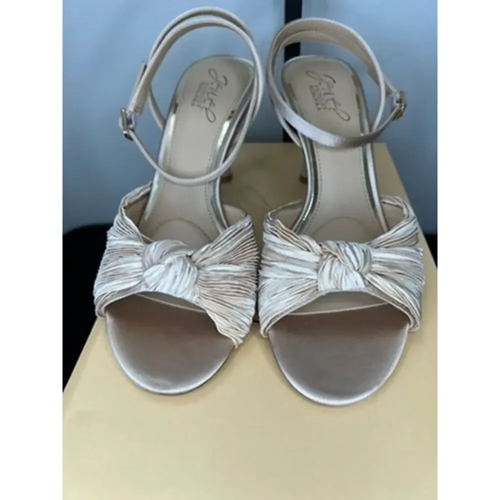 Jewel Badgley Mischka Ibis Latte Satin Knot Evening Sandals Size 6 NIB